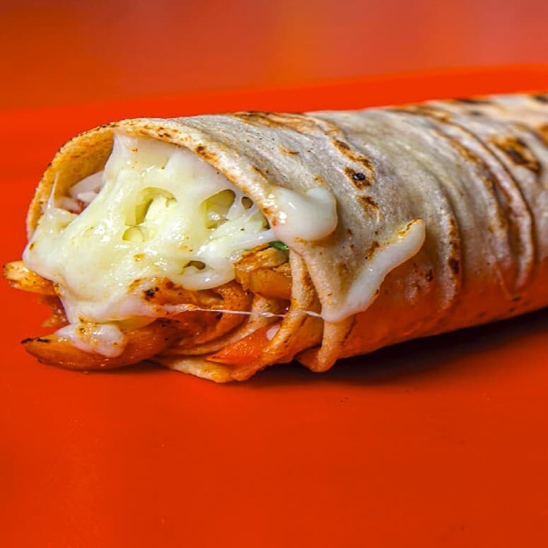 Kaşarlı Tavuk Tantuni Dürüm